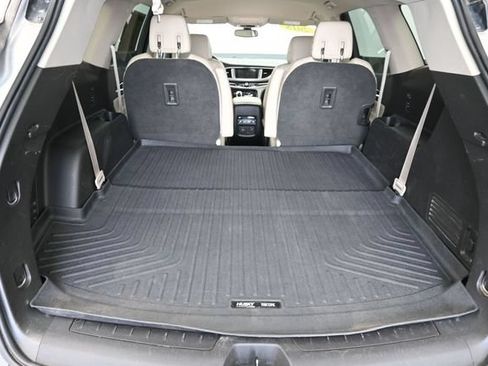 Used 2018 Buick Enclave Essence w/ Trailering Package FWD image 29