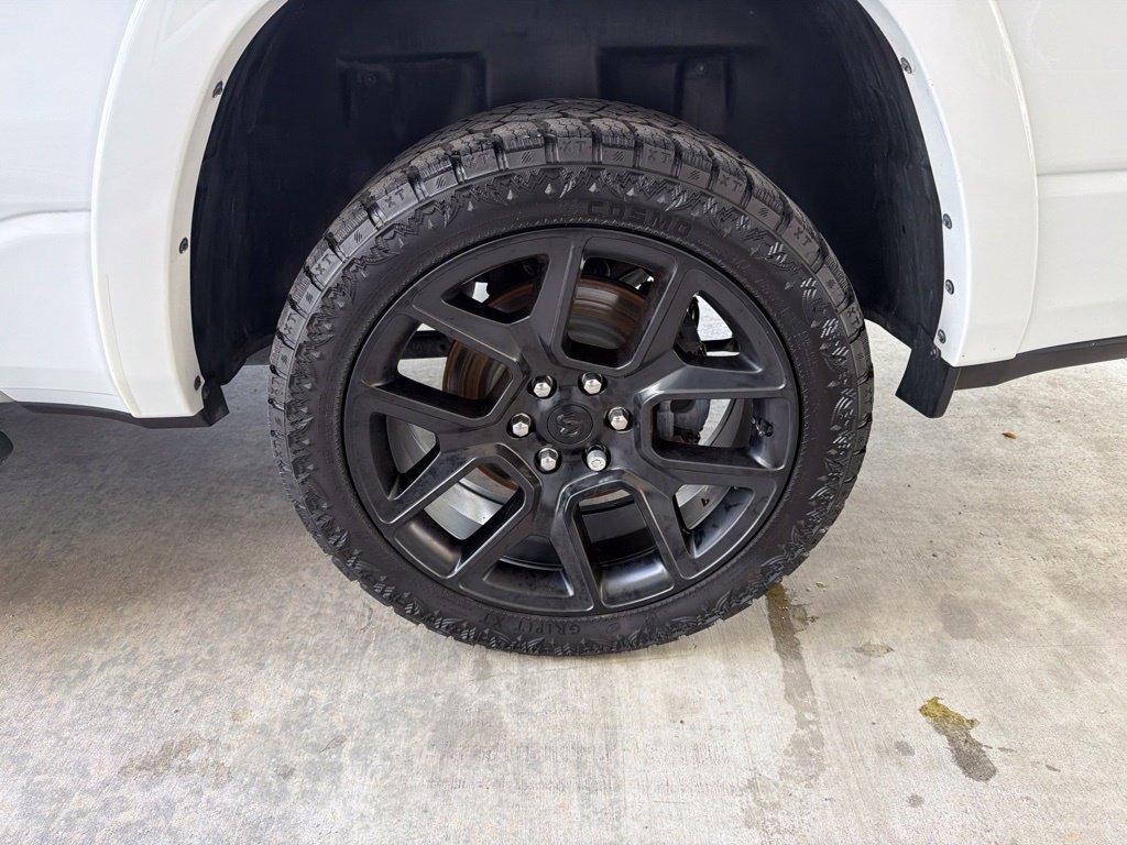 Used 2021 RAM 1500 Laramie RWD image 19