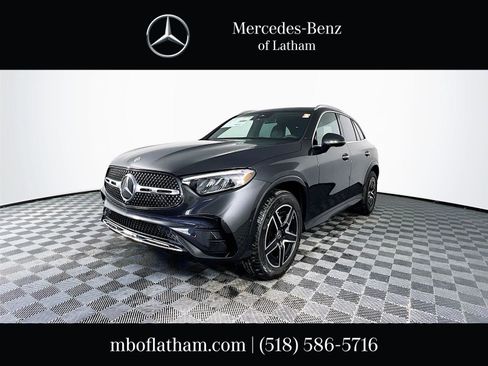 Certified 2025 Mercedes-Benz GLC 300 4MATIC image 1