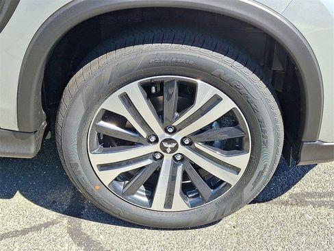 New 2025 Mitsubishi Outlander Sport ES image 5