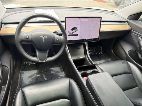 Used 2019 Tesla Model 3 Standard Range Plus RWD image 7