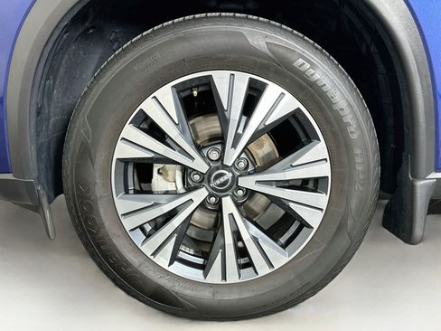 Used 2023 Nissan Rogue SV w/ SV Premium B Package AWD/4WD image 11