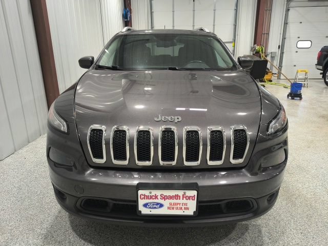 Used 2015 Jeep Cherokee Latitude w/ Comfort/Convenience Group AWD/4WD image 3