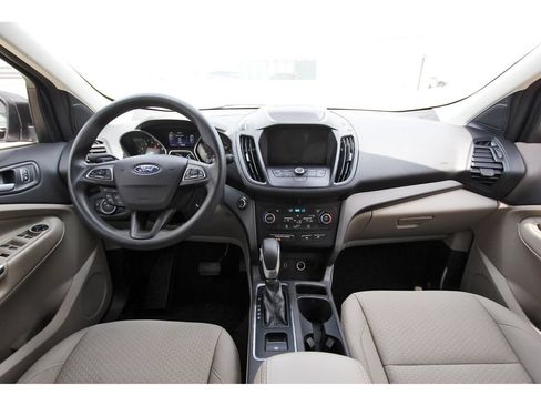 Used 2019 Ford Escape SE FWD image 9