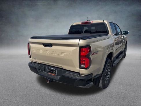 Used 2024 Chevrolet Colorado Z71 w/ Z71 Convenience Package 2 AWD/4WD image 5