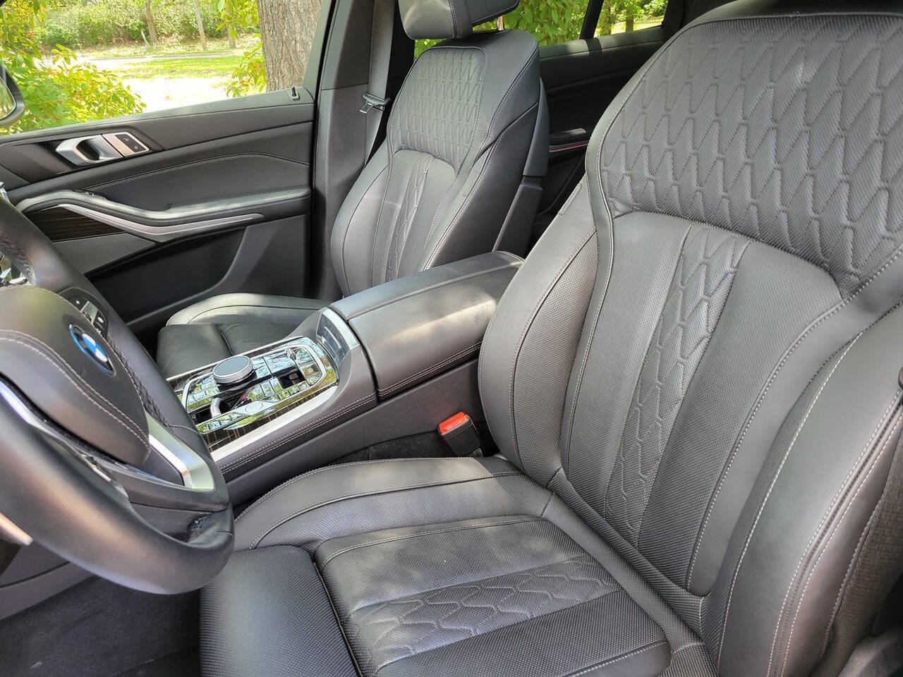 Used 2025 BMW X5 xDrive50e AWD/4WD image 21