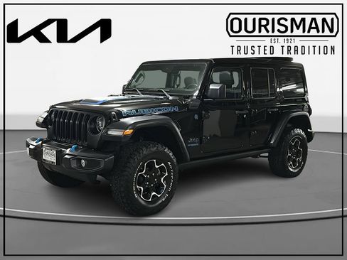 Used 2022 Jeep Wrangler Unlimited Rubicon 4xe w/ Cold Weather Group AWD/4WD image 2