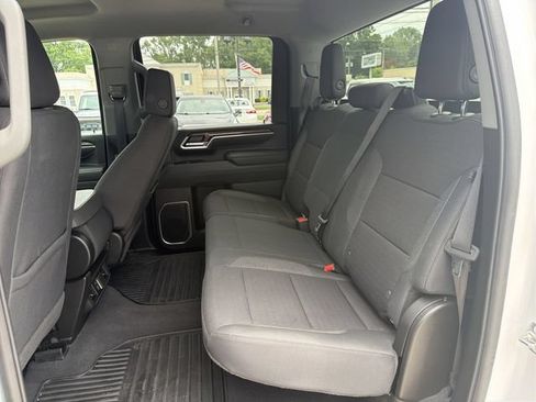 Used 2025 Chevrolet Silverado 2500 LT w/ Convenience Package AWD/4WD image 24