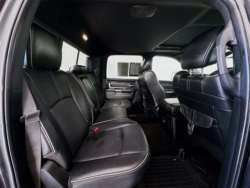 Used 2018 RAM 1500 Limited image 29