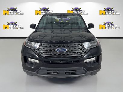 Used 2023 Ford Explorer XLT w/ XLT Sport Appearance Package