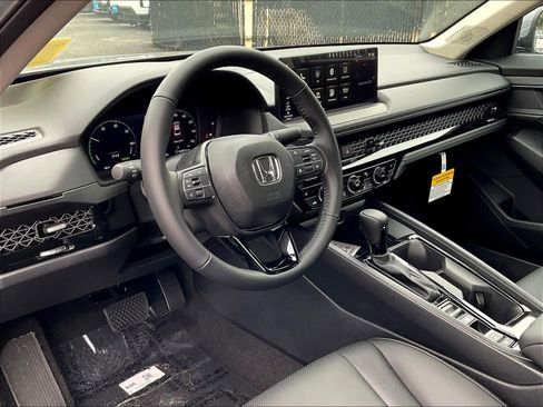 New 2025 Honda Accord EX-L image 9