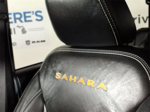 Used 2015 Jeep Wrangler Unlimited Sahara image 27