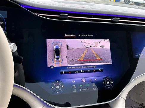 Used 2023 Mercedes-Benz EQS 580 EQS 580 image 26