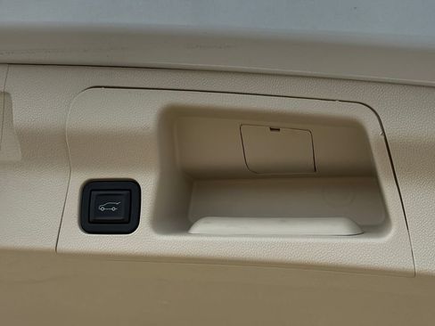 Used 2023 GMC Acadia Denali AWD/4WD image 49