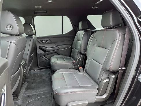 Used 2023 Chevrolet Traverse RS w/ LPO, Floor Liner Package AWD/4WD image 12