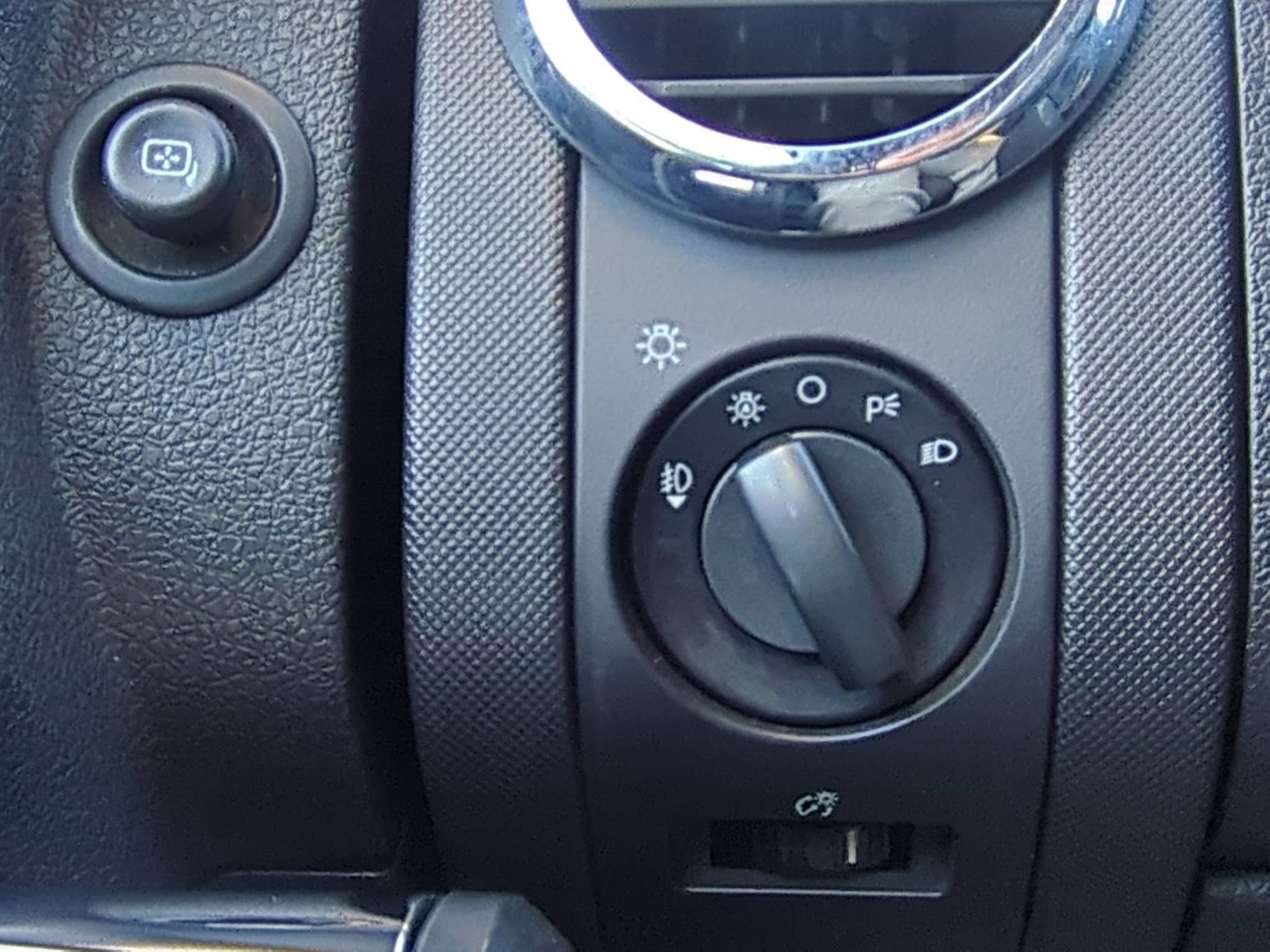 Used 2007 Ford Explorer Sport Trac Limited RWD image 14