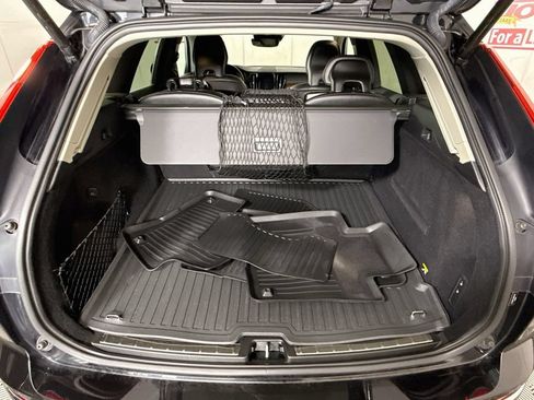 Used 2019 Volvo XC60 T5 Inscription w/ Protection Package AWD/4WD image 31