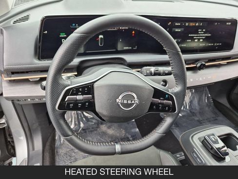 Used 2023 Nissan Ariya AWD image 12