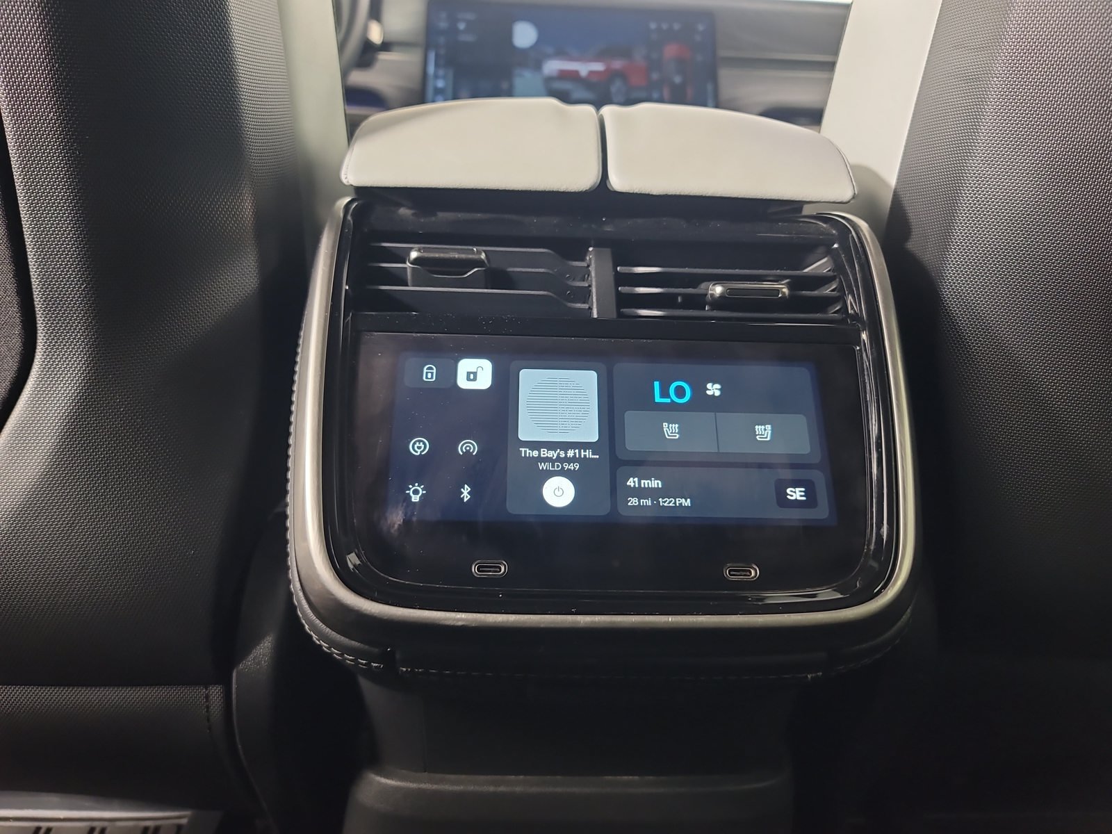 Used 2023 Rivian R1S Launch Edition Quad AWD/4WD image 30