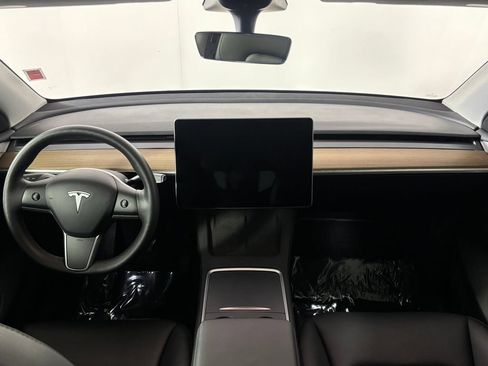 Used 2023 Tesla Model Y Long Range AWD/4WD image 13