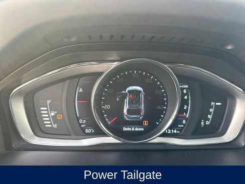 Used 2015 Volvo XC60 T6 w/ Proximity Package image 14