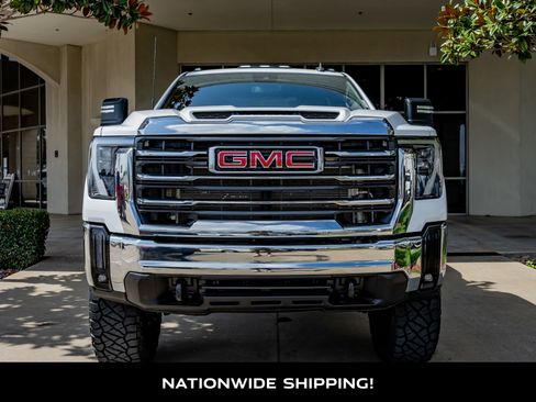Used 2024 GMC Sierra 3500 SLE w/ SLE Convenience Package AWD/4WD image 4