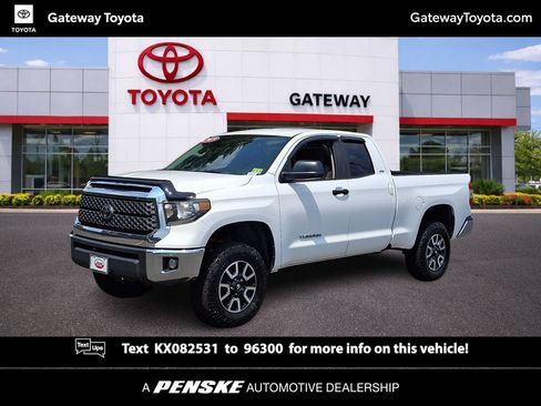 Used 2019 Toyota Tundra SR5 AWD/4WD image 1