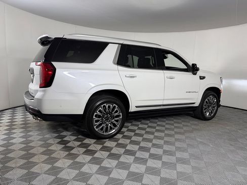 Used 2023 GMC Yukon Denali Ultimate AWD/4WD image 7