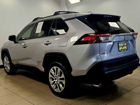 Used 2024 Toyota RAV4 XLE Premium image 5