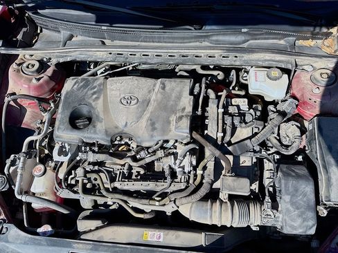 Used 2022 Toyota Camry LE image 29