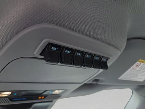 New 2025 Ford F550 4x4 Regular Cab Super Duty image 35