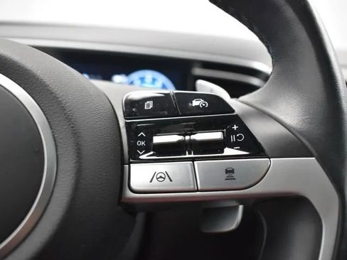 Used 2024 Hyundai Tucson Limited image 24