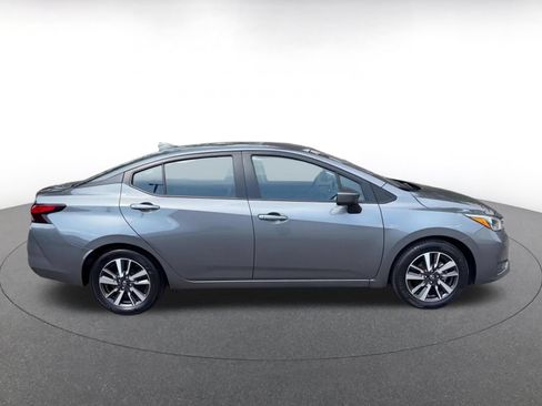 Used 2025 Nissan Versa SV FWD image 16