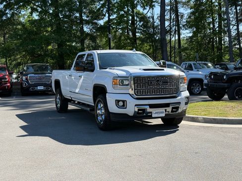 Used 2019 GMC Sierra 3500 Denali w/ Duramax Plus Package image 1