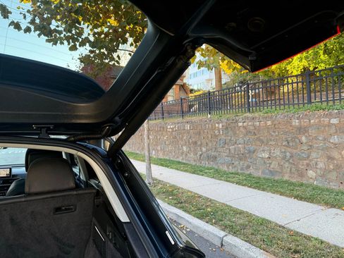 Used 2019 Audi Q5 2.0T Premium Plus image 14