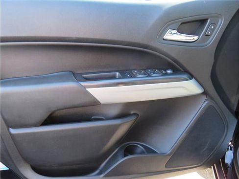 Used 2016 Chevrolet Colorado LT w/ Midnight Edition image 13