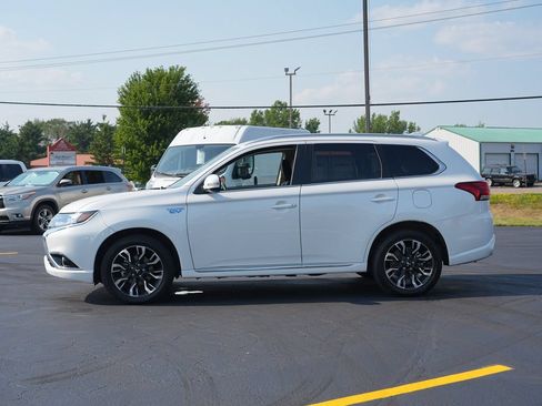 Used 2018 Mitsubishi Outlander GT AWD/4WD image 6