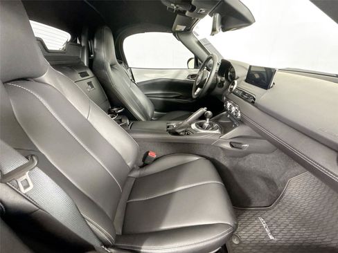 Used 2026 MAZDA MX-5 Miata Grand Touring RWD image 37