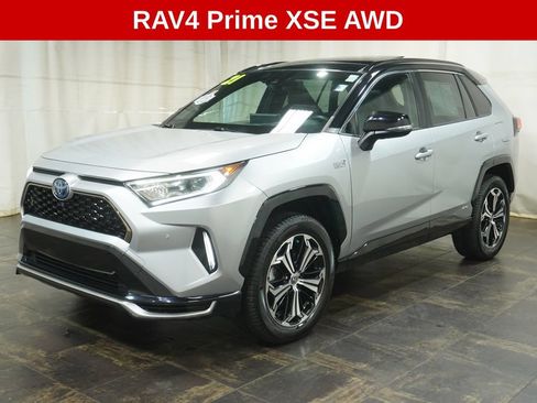 Used 2021 Toyota RAV4 XSE w/ Premium Package AWD/4WD image 2