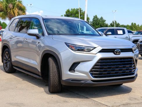 Used 2026 Toyota Grand Highlander FWD image 27