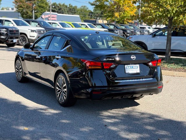 Certified 2023 Nissan Altima 2.5 SV FWD image 7
