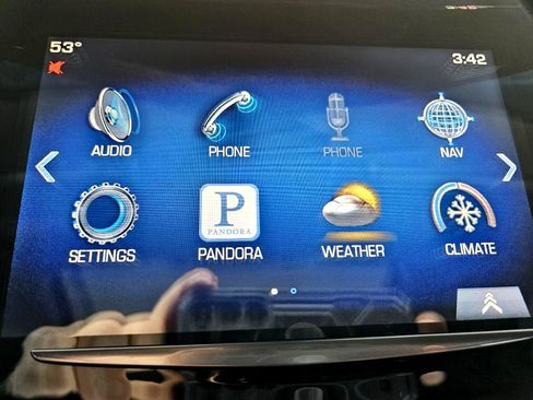 Used 2015 Cadillac Escalade ESV Luxury image 29