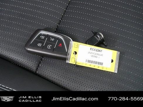 Used 2026 Cadillac Vistiq Sport image 40