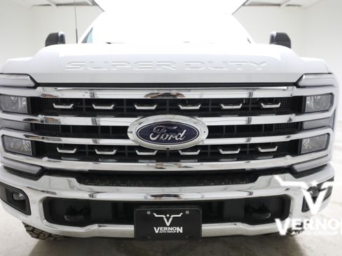 New 2026 Ford F250 Lariat AWD/4WD image 8