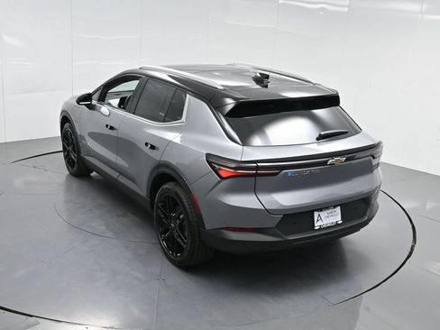 New 2026 Chevrolet Equinox EV LT AWD/4WD image 52