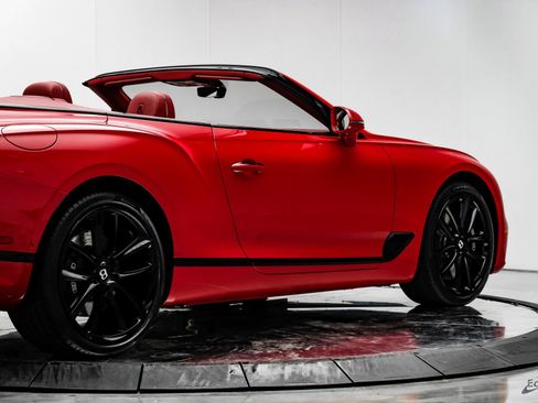 Used 2022 Bentley Continental GT image 20