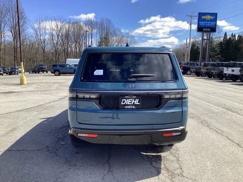 New 2026 Jeep Grand Wagoneer L Limited AWD/4WD image 6