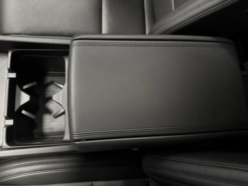 Used 2024 Hyundai Santa Fe Calligraphy image 23