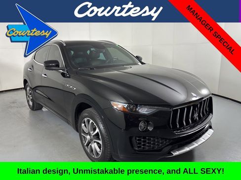 Used 2017 Maserati Levante w/ Luxury Package image 1