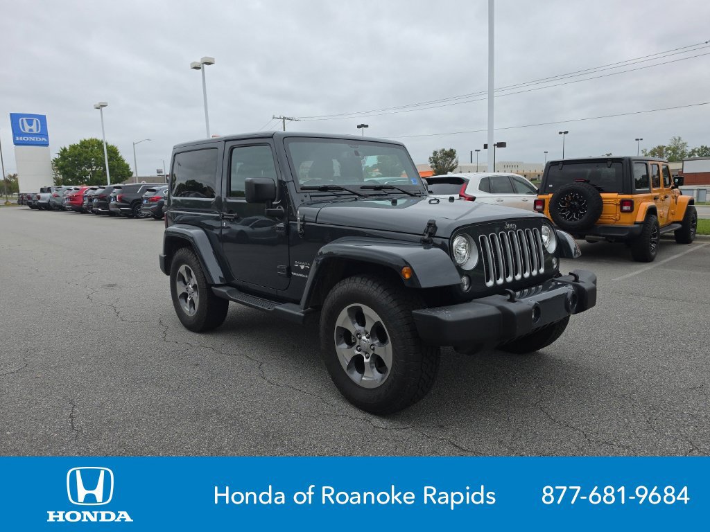 Used 2018 Jeep Wrangler Sahara w/ Dual Top Group AWD/4WD image 7